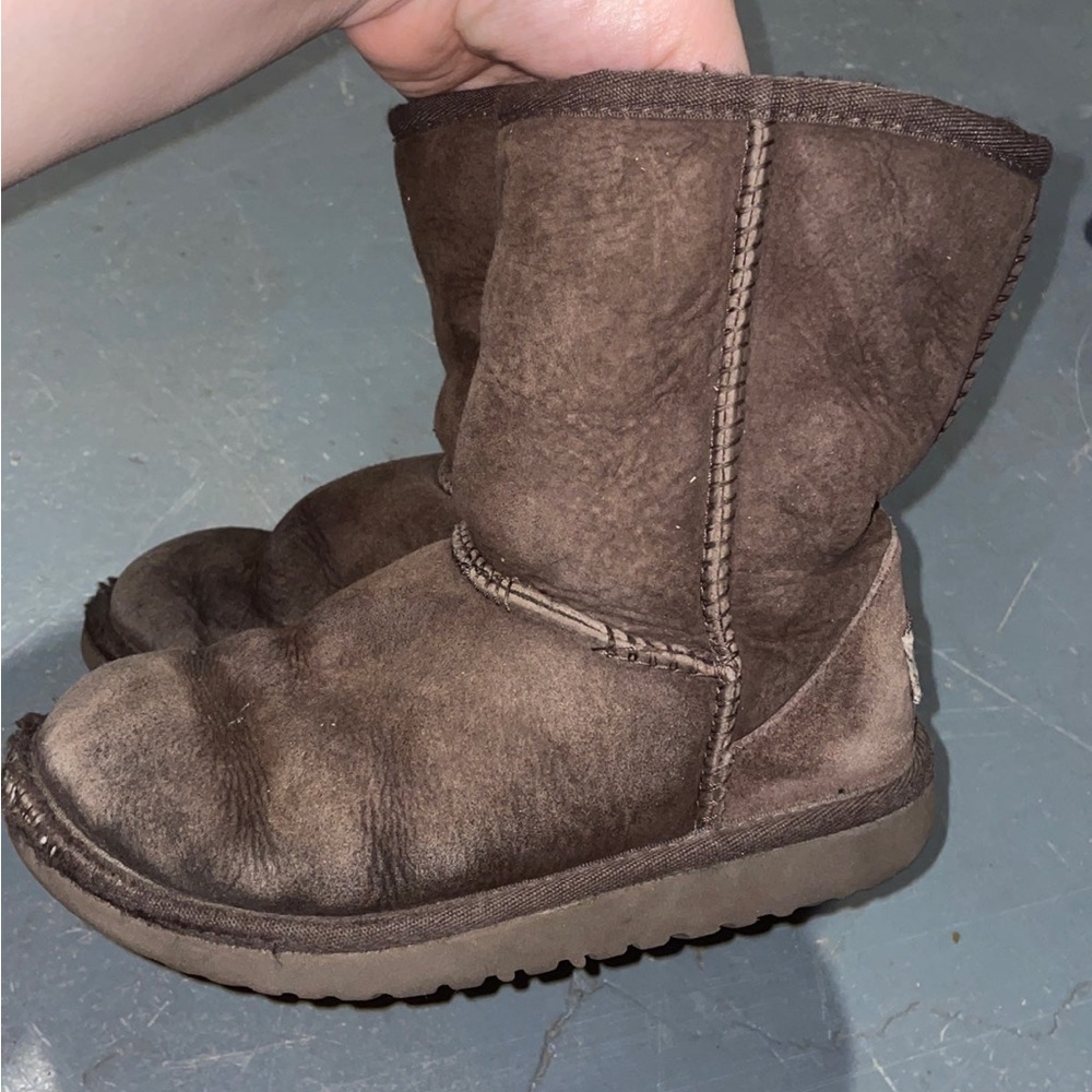 Girls uggs
